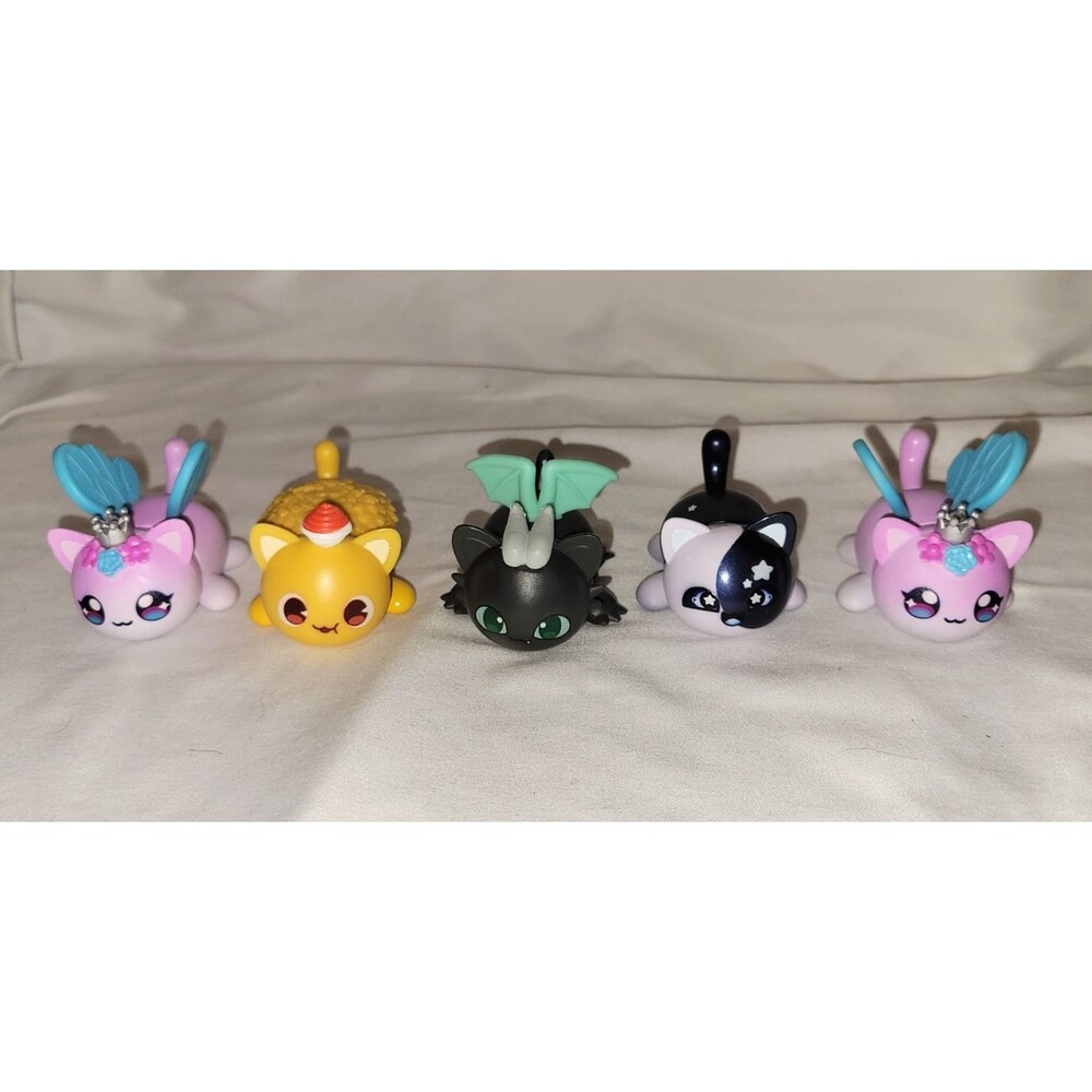 Aphmau MeeMeows Mini Figure Lot (5) - Dragon Cat, Fairy, French Fry, Celestial